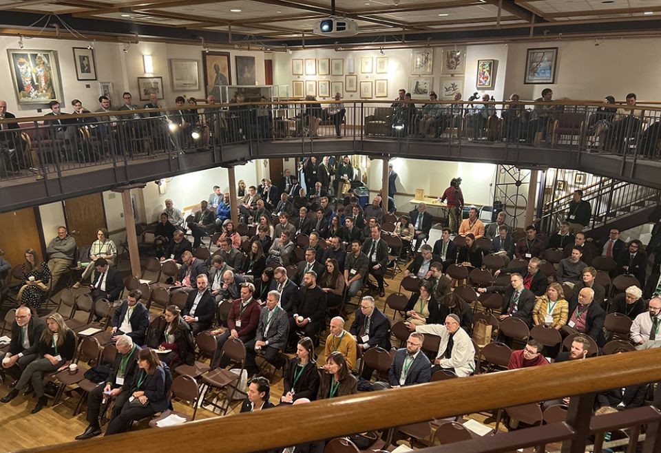 The audience gathers at Franciscan University of Steubenville for the Oct. 7-8 conference, "Restoring A Nation: The Common Good in the American Tradition." (NCR photo/Brian Fraga) The audience gathers at Franciscan University of Steubenville for the Oct. 7-8 conference, "Restoring A Nation: The Common Good in the American Tradition." (NCR photo/Brian Fraga)